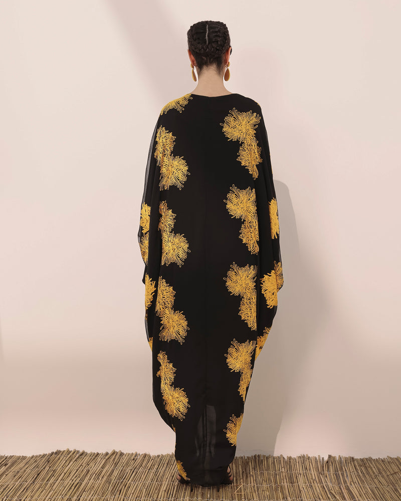 Mariposa kaftan w/ middle gathering in wrinkled chiffon and mums flower print