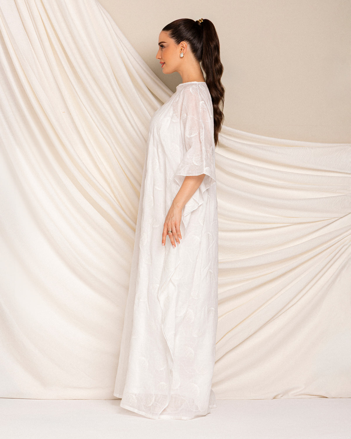 Embroidered linen kaftan with inner dress