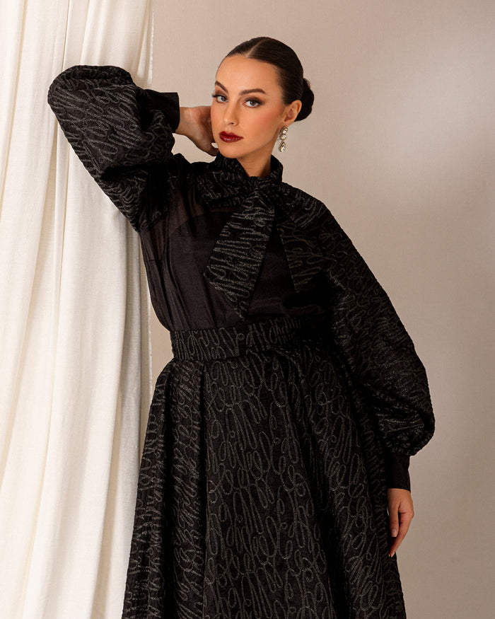 Long sleeve organza with lace and bow neck
