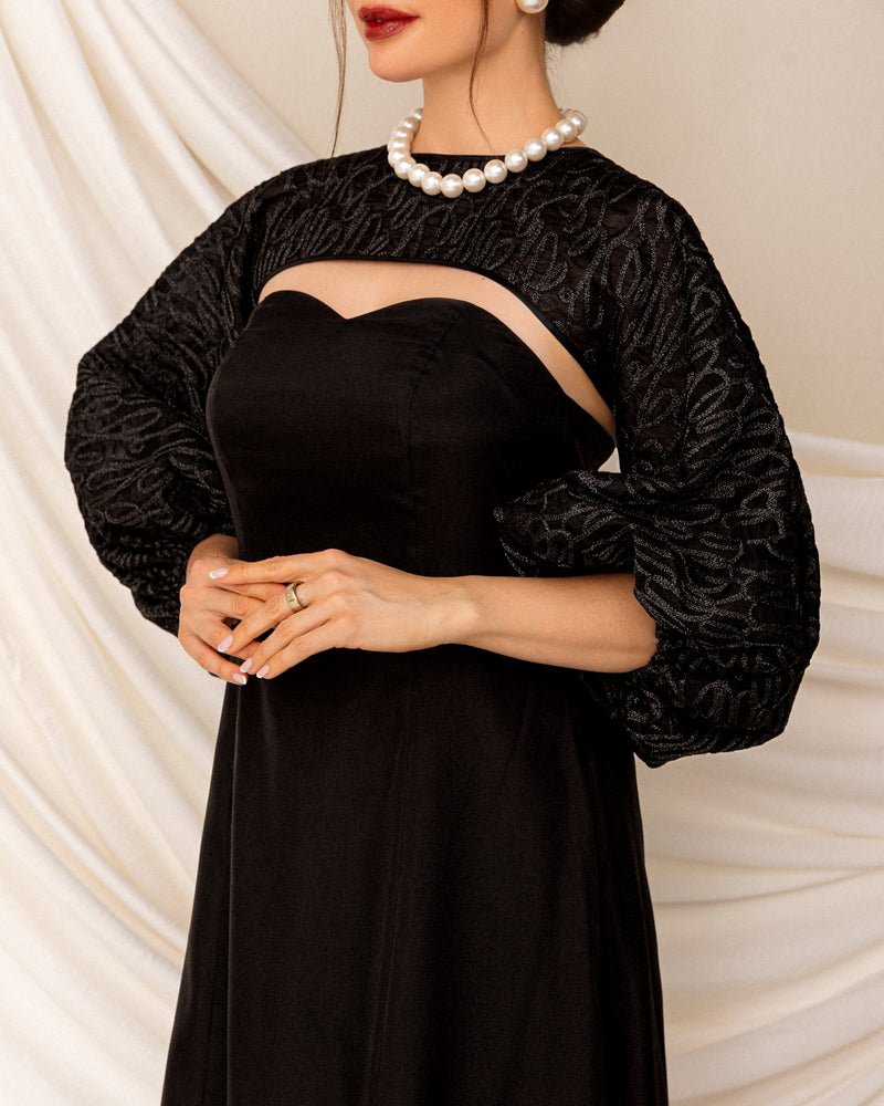 Plain organza dress with organza lace sleeves
