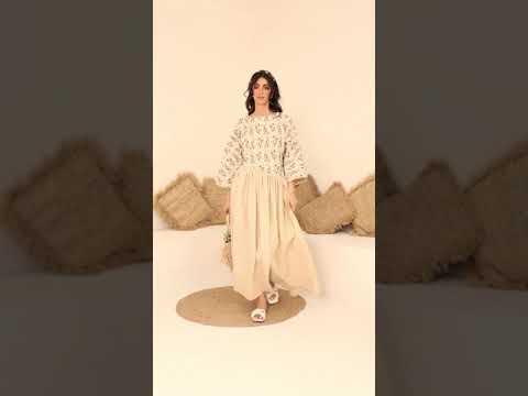 Embroidered daisy flowers linen kaftan w/ asymmetrical gathered waistline